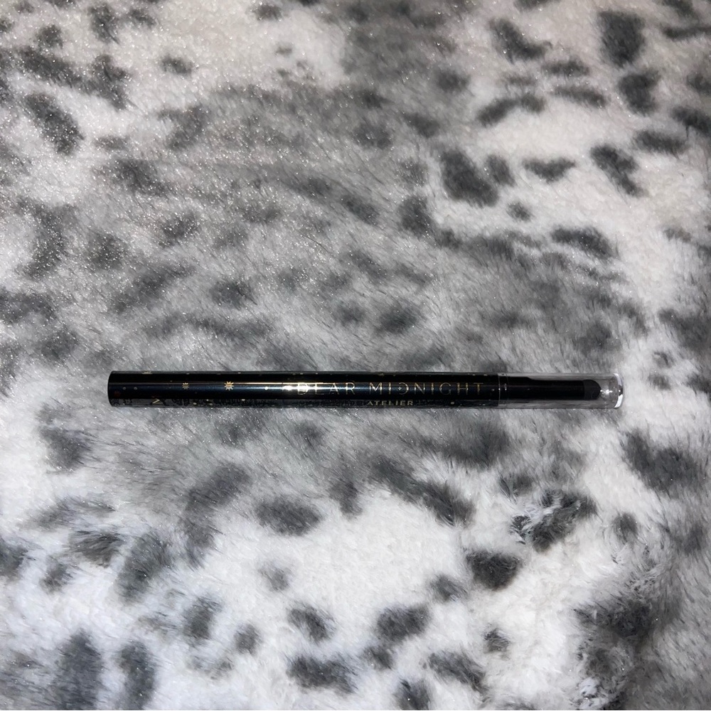 Dear midnight eyeshadow stick